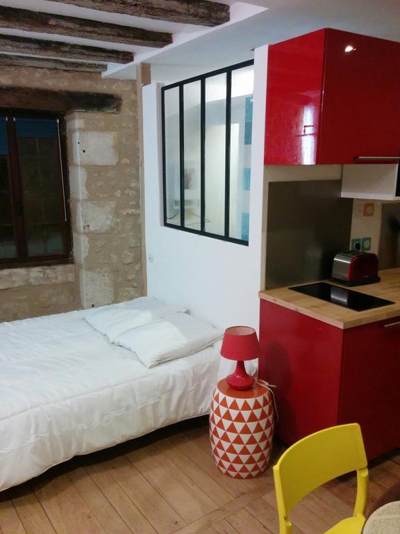 Tour Duguesclin Apartment Шовини Екстериор снимка