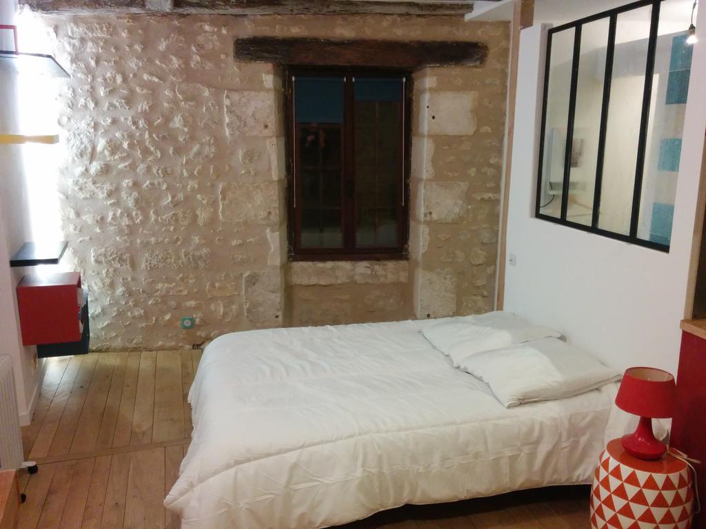 Tour Duguesclin Apartment Шовини Екстериор снимка