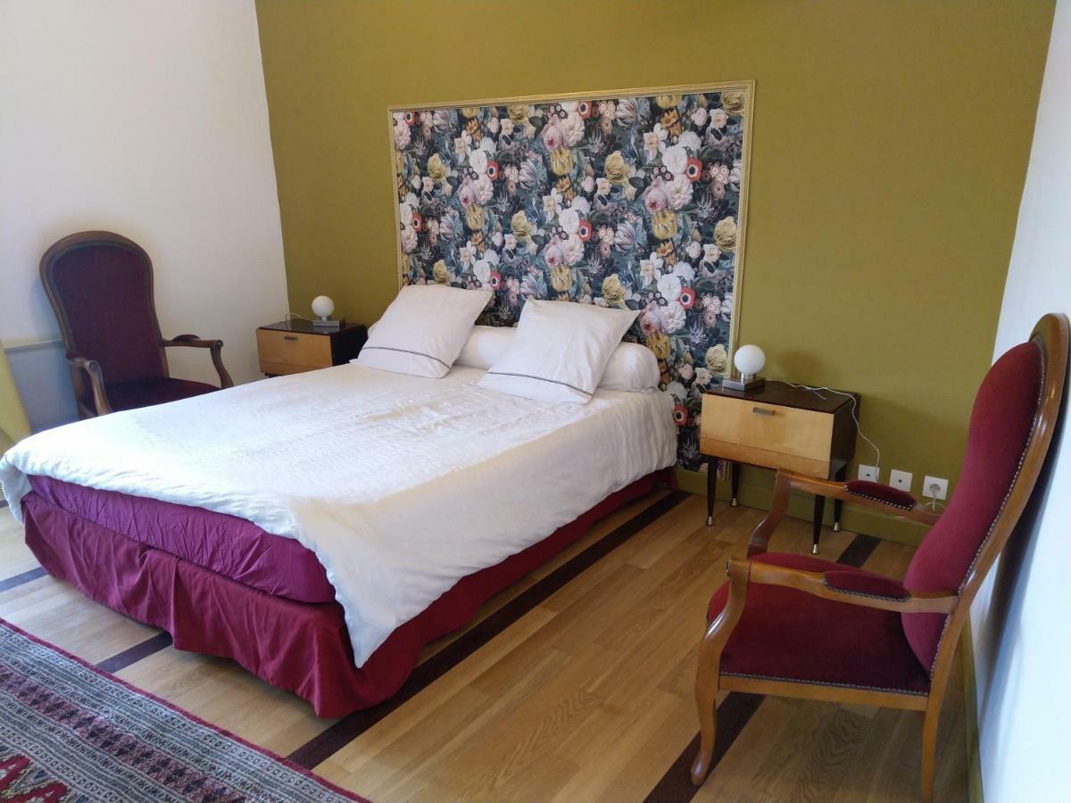 Tour Duguesclin Apartment Шовини Екстериор снимка