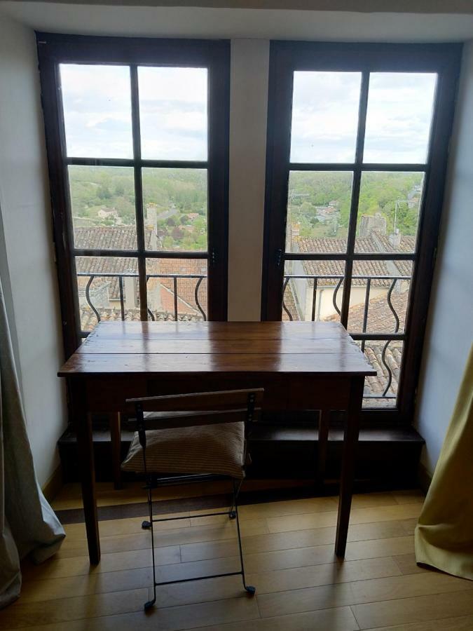 Tour Duguesclin Apartment Шовини Екстериор снимка